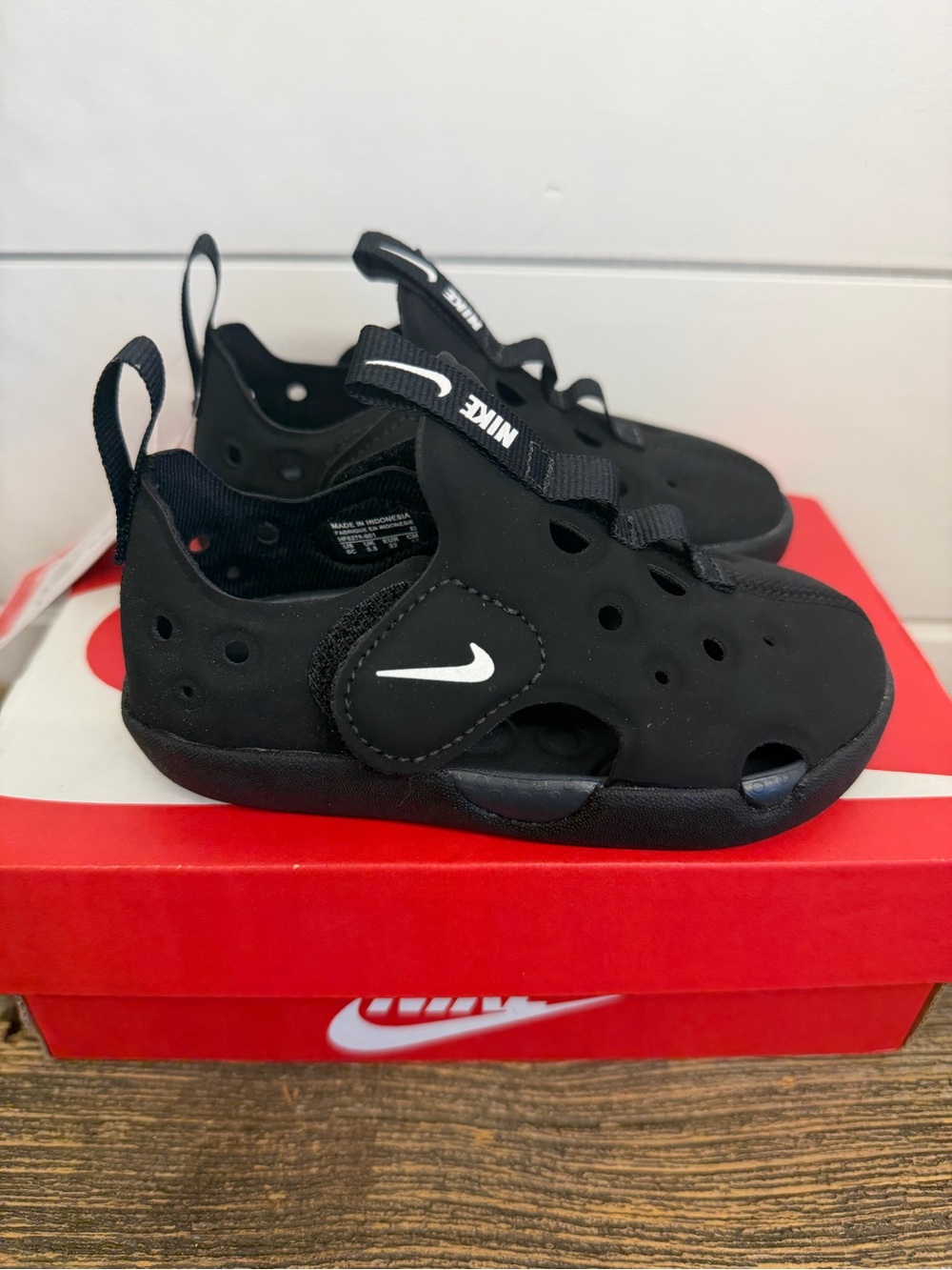 NWT Nike Sunray Protect 4 Toddler Sandals Black White 6C HF6278-001
